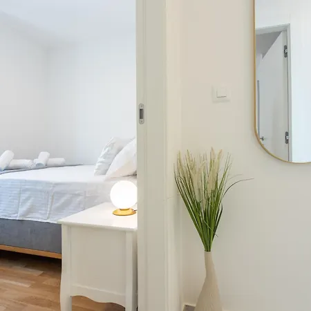 Apartment City Residence Split 公寓