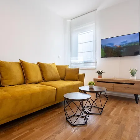 Apartment City Residence Split 公寓